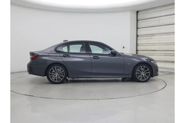 $27998 : BMW 3 Series 2022 330e 4dr S image 7