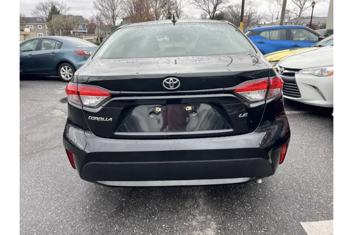 $14900 : 2021 Corolla LE image 6