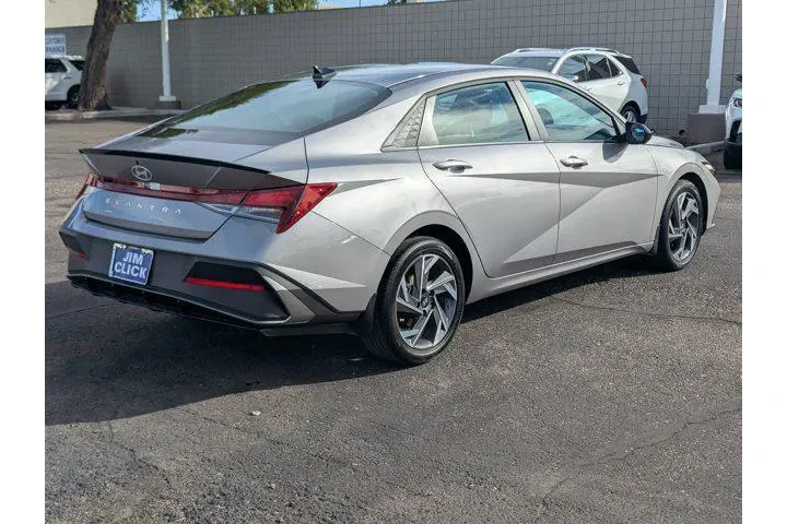 $23999 : Hyundai ELANTRA 2025 SEL Spo image 2