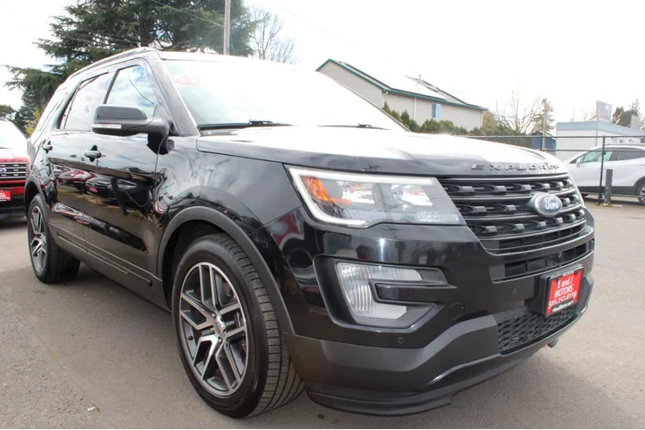 $12995 : Explorer 2016 AWD Sport 4dr image 8