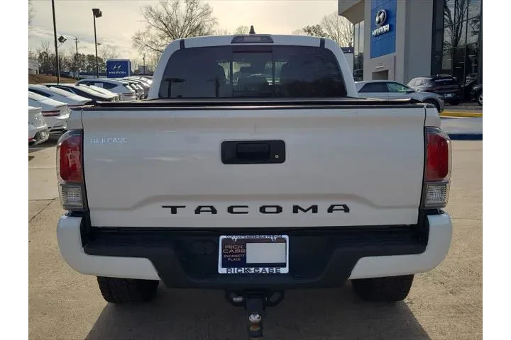 $36993 : Toyota Tacoma 2021 4x4 TRD O image 6