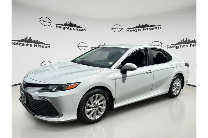 $22990 : Toyota Camry 2023 AWD LE 4dr image 1