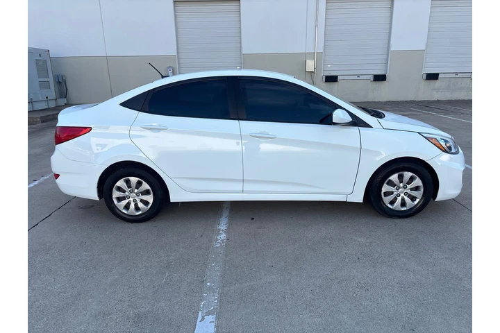 $6995 : 2017 Accent SE image 9
