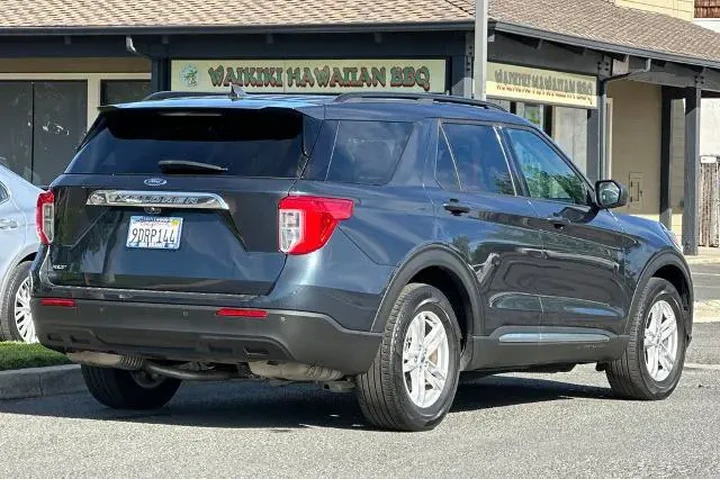 $27500 : Ford Explorer 2022 XLT 4dr S image 3