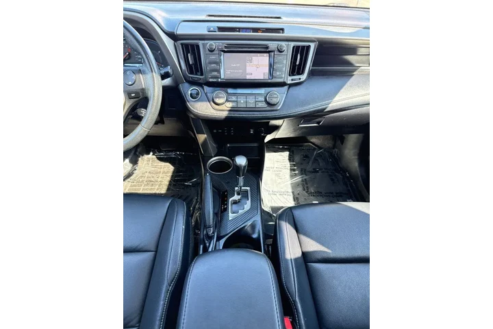 $15495 : 2015 RAV4 Limited image 9