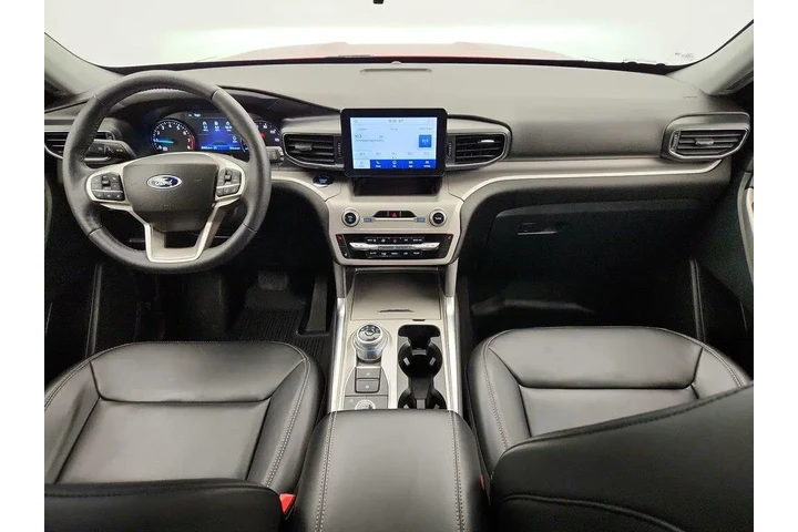 $33998 : Ford Explorer 2023 AWD XLT 4 image 9