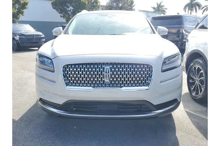 $28490 : Lincoln Nautilus 2023 Standa image 2