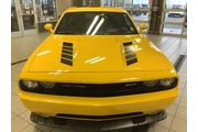 $27988 : Dodge Challenger 2012 SRT8 3 thumbnail