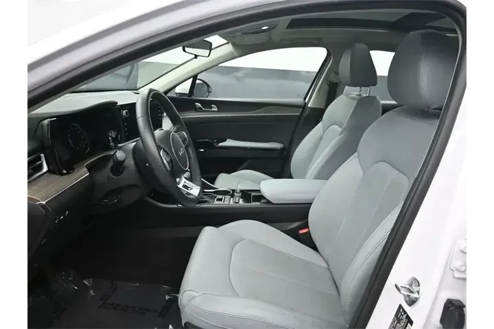 $24595 : Kia K5 2024 EX 4dr Sedan image 7