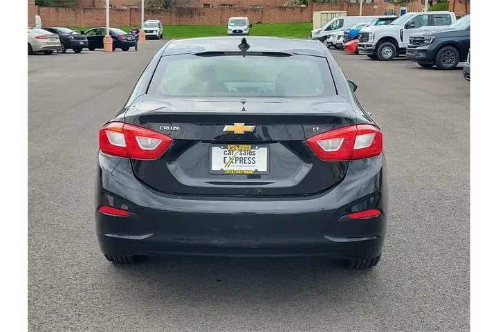 $9934 : Chevrolet Cruze 2017 LT Auto image 4