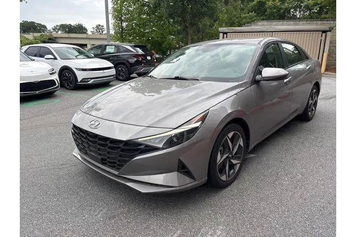 $21834 : Hyundai ELANTRA 2023 SEL 4dr image 10