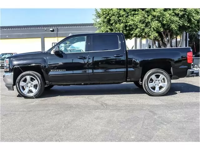 2018 Chevrolet Silverado 1500 image 1