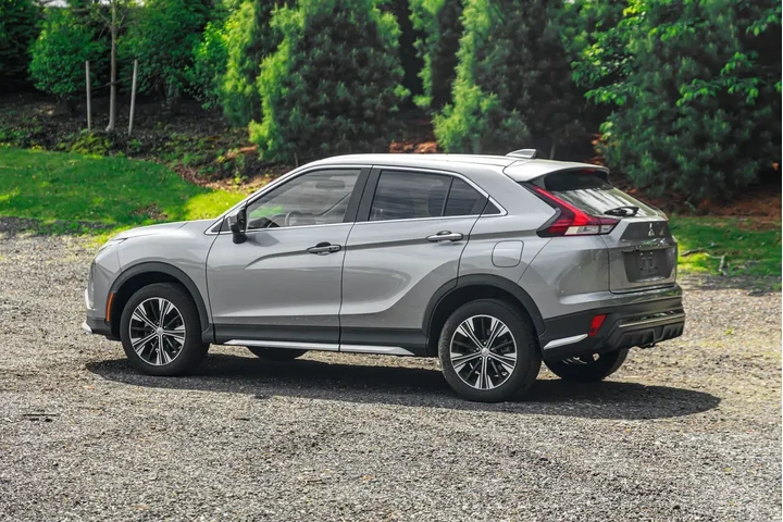 $16995 : Mitsubishi Eclipse Cross 202 image 5