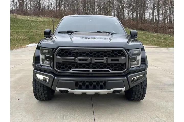 $35900 : Ford F-150 2017 4x4 Raptor 4 image 2