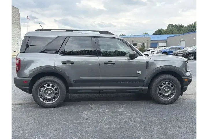 $27272 : Ford Bronco Sport 2024 AWD B image 2