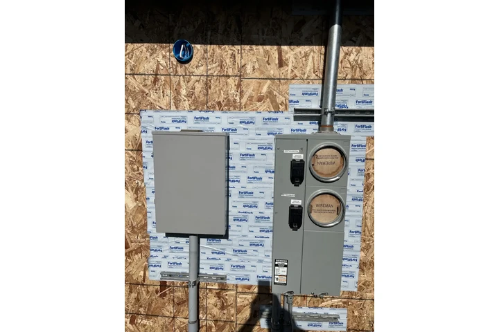 ELECTRICISTA image 1