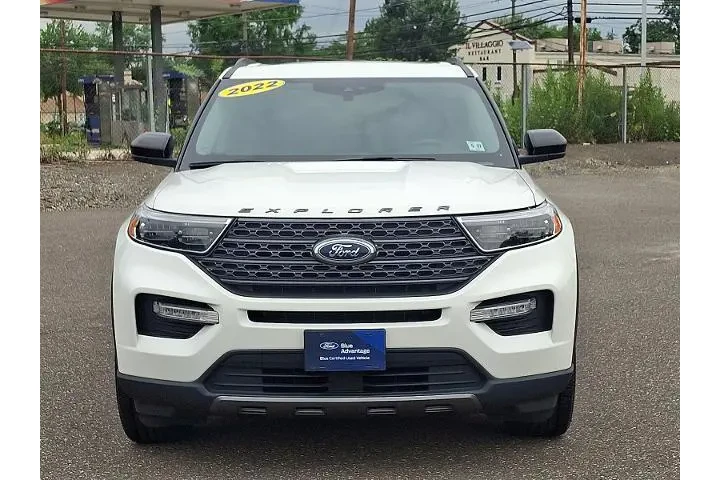 $24249 : Ford Explorer 2022 AWD XLT 4 image 2