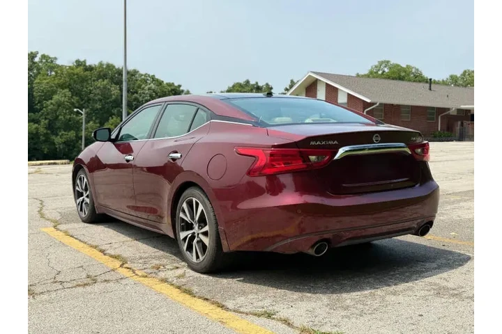 $8999 : 2016 Maxima 3.5 S image 8