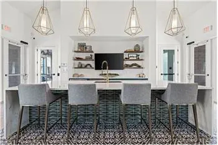 $1620 : Rental property with 1 bedro image 7