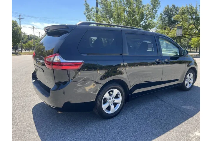 $14900 : 2015 Sienna LE 8-Passenger image 10