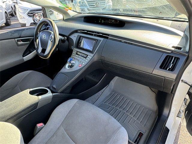 $15999 : 2014 Prius image 4