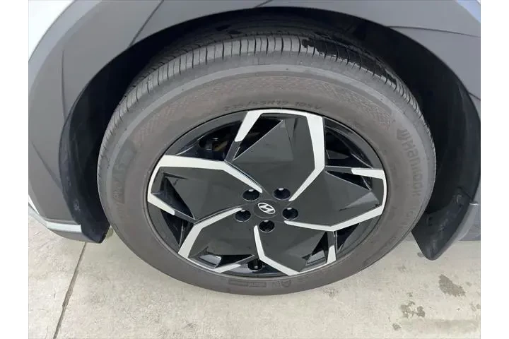 $20990 : Hyundai IONIQ 5 2022 AWD SE image 7