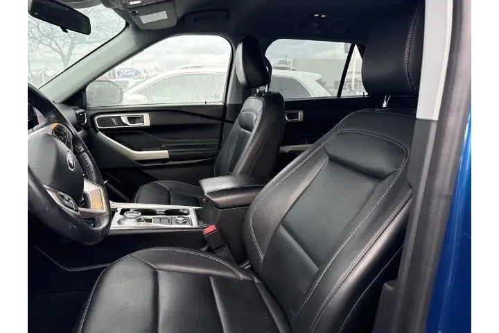 $30808 : Ford Explorer 2022 AWD XLT 4 image 8