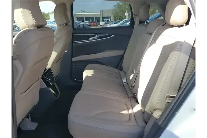 $26990 : Lincoln Nautilus 2023 AWD St image 7