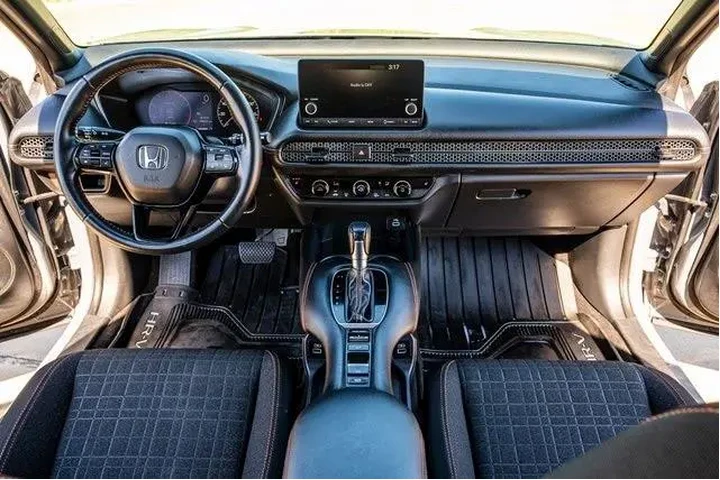 $23554 : Honda HR-V 2023 Sport 4dr Cr image 7