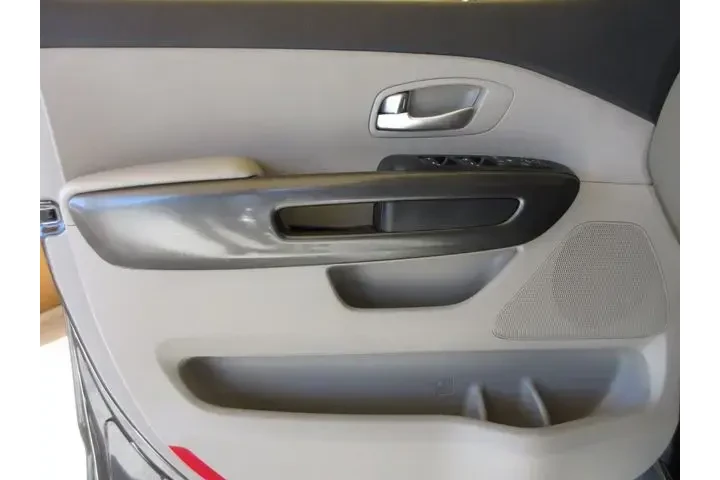 $17775 : Kia Sedona 2019 EX 4dr Mini- image 9