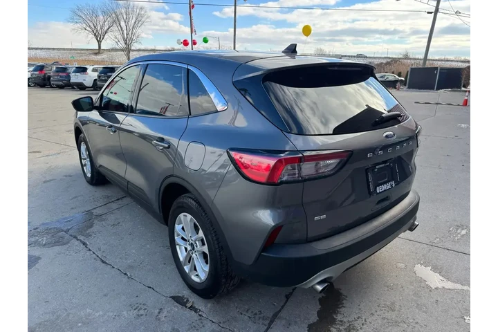 $14891 : Ford Escape 2021 AWD SE 4dr image 7