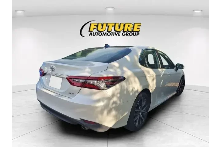 $29999 : Toyota Camry 2023 XLE V6 4dr image 3