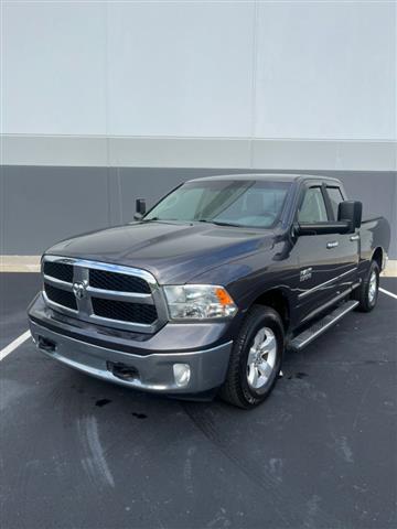 $15995 : 2014 RAM 1500 SLT Quad Cab 4WD image 6