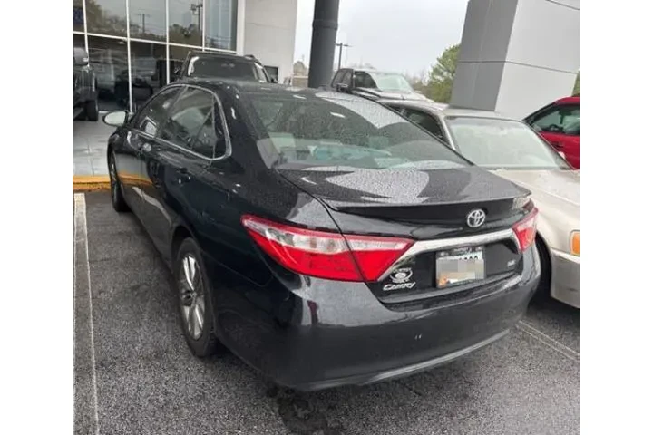 $12996 : Toyota Camry 2017 SE 4dr Sed image 3