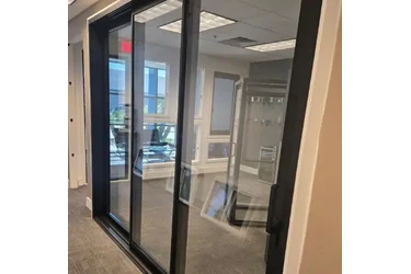 Glass Repair and Installation en Las Vegas