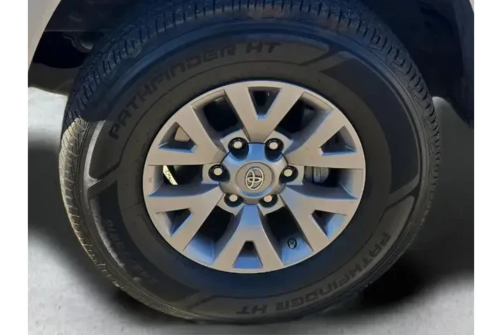 $24750 : Toyota Tacoma 2019 4x2 TRD O image 9