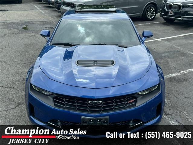 Used 2022 Camaro 2dr Cpe LT1 image 2