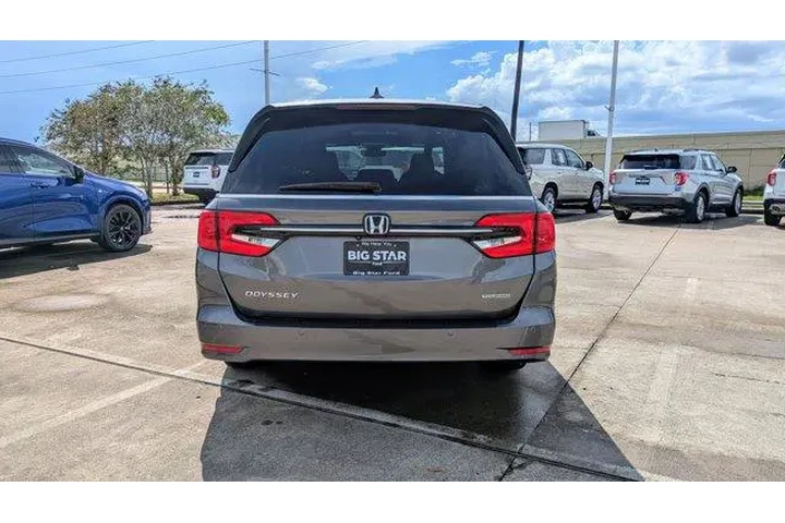 $21800 : Honda Odyssey 2021 Touring 4 image 4