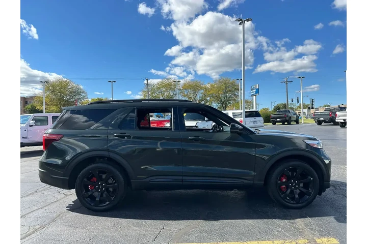 $36990 : Ford Explorer 2022 AWD ST 4d image 9