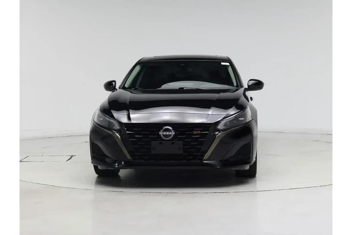 $23998 : Nissan Altima 2023 2.5 SR 4d image 5