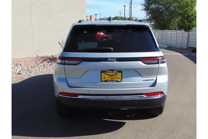 $33877 : 2023 Grand Cherokee Limited image 5