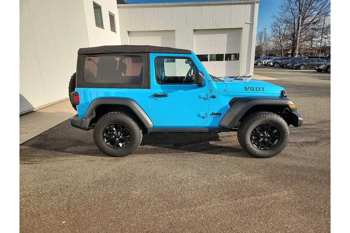 $18995 : Jeep Wrangler 2021 4x4 Willy image 7