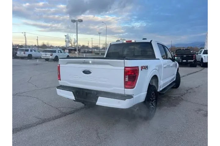 $39844 : Ford F-150 2023 4x4 XLT 4dr image 6