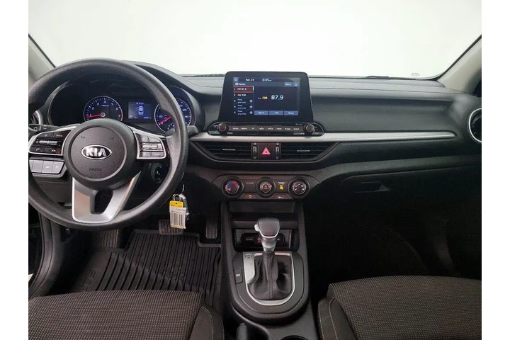 $15998 : Kia Forte 2020 FE 4dr Sedan image 9