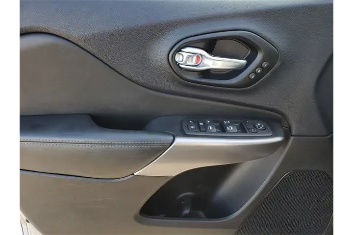 $21950 : Jeep Cherokee 2022 4x4 Limit image 10