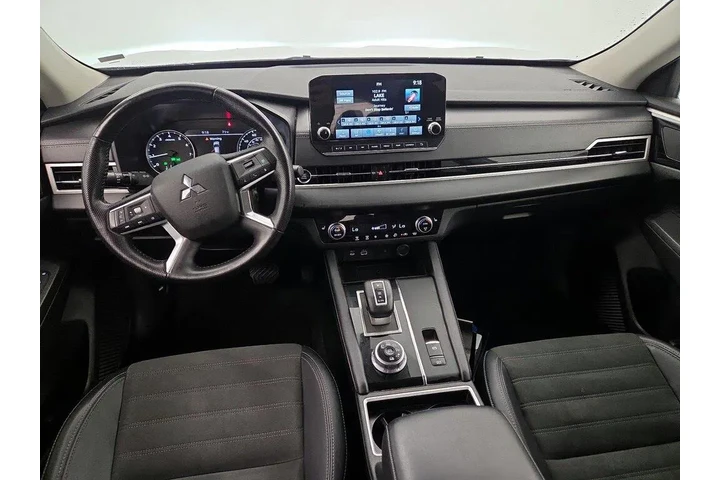 $22998 : Mitsubishi Outlander 2024 AW image 9