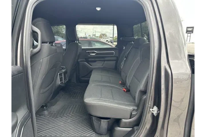 $27000 : Ram 1500 2019 4x4 Big Horn 4 image 10