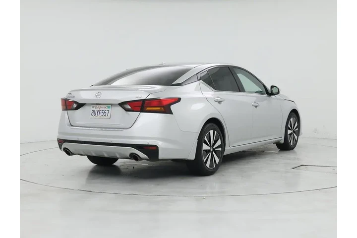 $16998 : Nissan Altima 2020 2.5 SV 4d image 8
