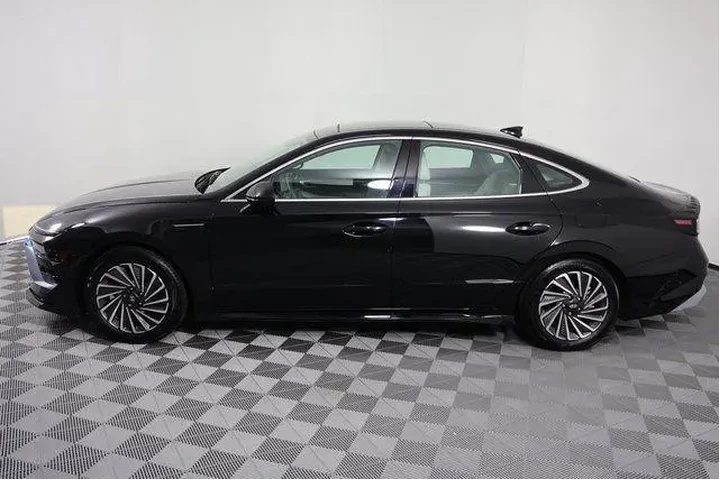 $29600 : Hyundai SONATA Hybrid 2024 L image 5