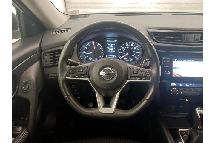 $13998 : Nissan Rogue 2017 SV 4dr Cro image 10